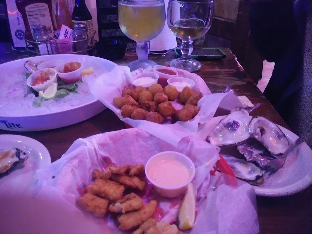 Lone Star Oyster Bar | restaurant | 5116 58th St c, Lubbock, TX 79414, USA | 8067973773 OR +1 806-797-3773