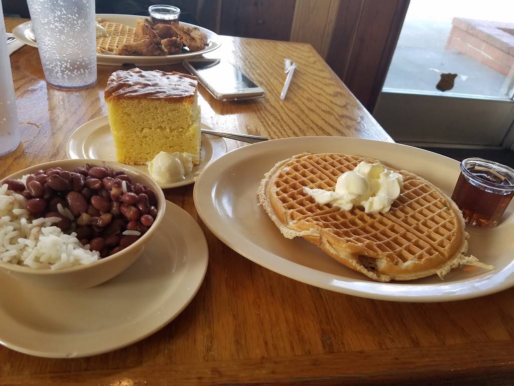 Roscoes Chicken & Waffles - Pasadena | restaurant | 830 N Lake Ave, Pasadena, CA 91104, USA | 6267914890 OR +1 626-791-4890