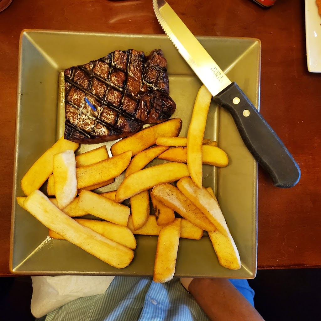 Dakotas Steak House | restaurant | 1404 W 1st St, Hereford, TX 79045, USA | 8063602800 OR +1 806-360-2800