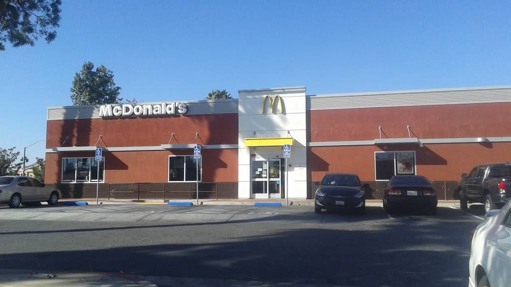 McDonalds | cafe | 1675 N Perris Blvd, Perris, CA 92571, USA | 9519404180 OR +1 951-940-4180