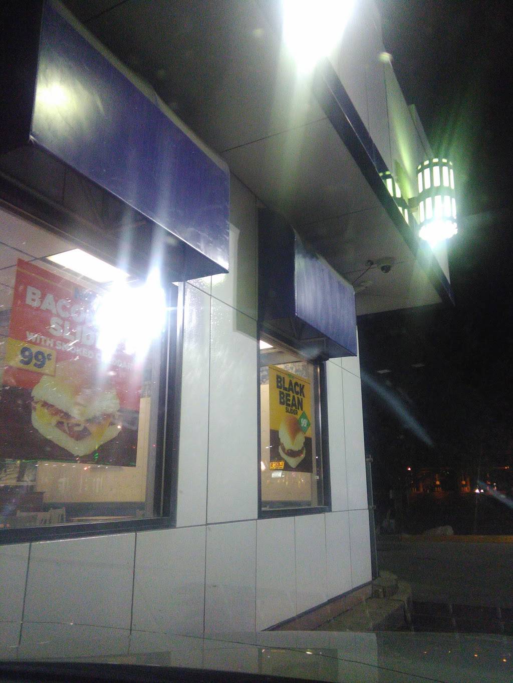White Castle | restaurant | 3524 N Kingshighway Blvd, St. Louis, MO 63115, USA | 3143853576 OR +1 314-385-3576