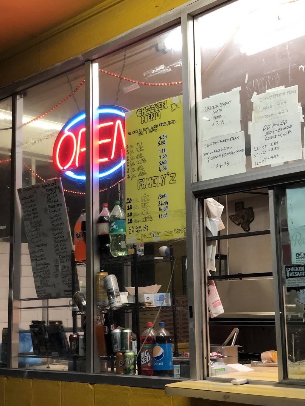 Golden Nuggett Fried Chicken | meal takeaway | 126 Old Hwy 90 W, San Antonio, TX 78237, USA | 2104352211 OR +1 210-435-2211