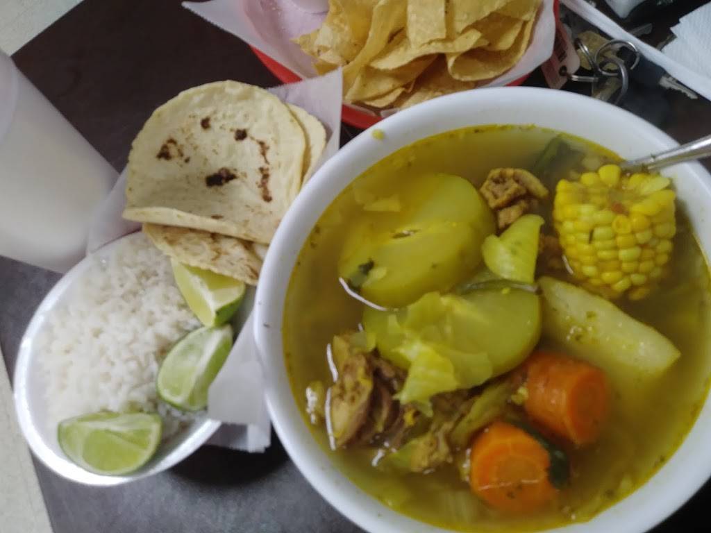 Pollo Costeño | restaurant | 10825 Dennis Rd, Dallas, TX 75229, USA | 9722434954 OR +1 972-243-4954