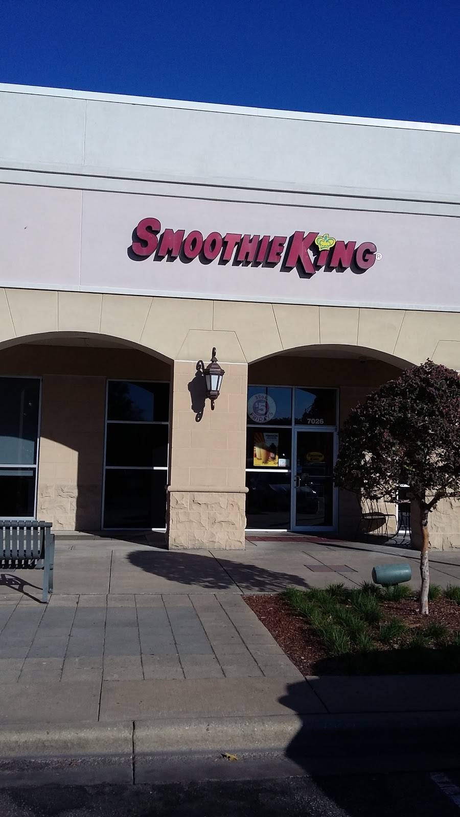 Smoothie King | restaurant | The Shoppes at Eastchase, 7026 Eastchase Pkwy, Montgomery, AL 36117, USA | 3343565621 OR +1 334-356-5621