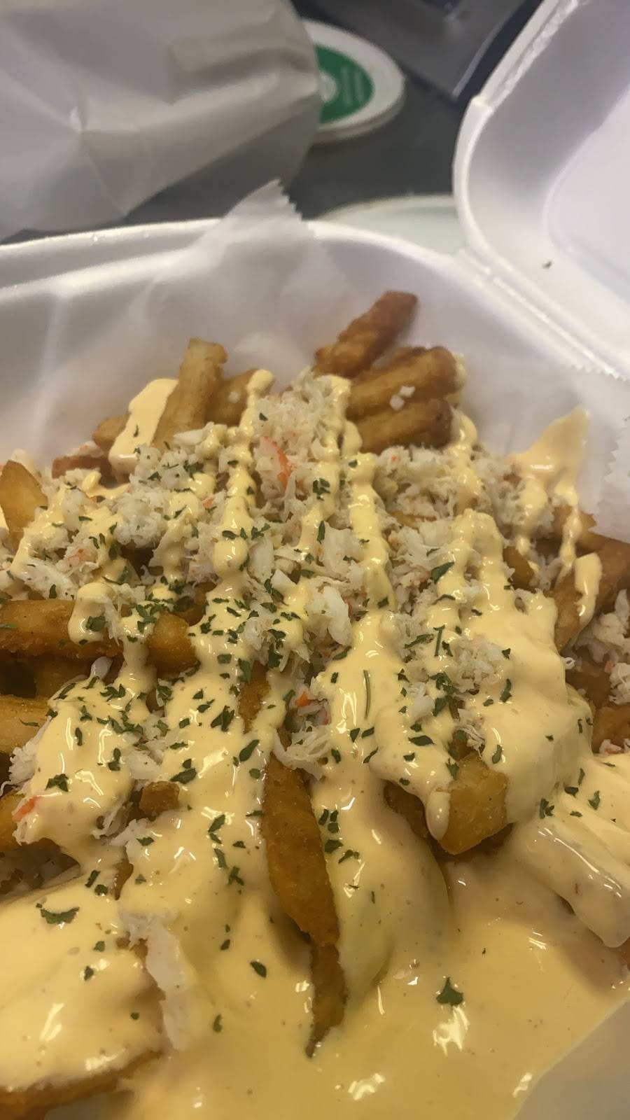 Soul By The Sea | restaurant | 5601 Arch St, Philadelphia, PA 19139, USA | 2674032047 OR +1 267-403-2047