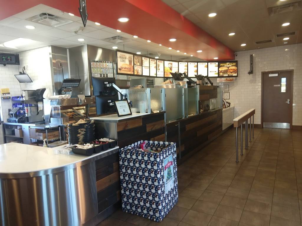 Arbys | meal takeaway | 10115 E Old Vail Rd, Tucson, AZ 85747, USA | 5203933978 OR +1 520-393-3978