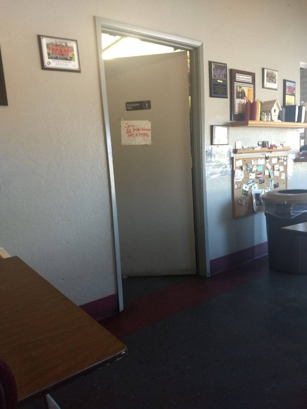 Bonneys Burgers | restaurant | 17415 Palm Ave, Anderson, CA 96007, USA | 5303572011 OR +1 530-357-2011