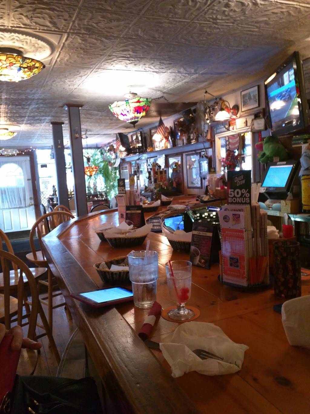 Freehold Country Pub | restaurant | 3667 Co Rd 67, Freehold, NY 12431, USA | 5186347454 OR +1 518-634-7454