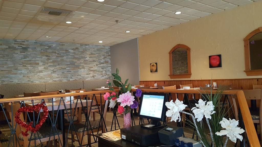 Valentine | restaurant | 1 Avenue de la Mauricie, Shawinigan, QC G9N 7C1, Canada | 8195396580 OR +1 819-539-6580