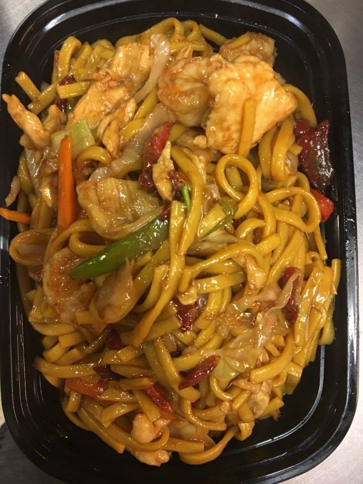 King Wok | restaurant | 1500 E 11th Ave # 65, Hutchinson, KS 67501, USA | 6206649595 OR +1 620-664-9595