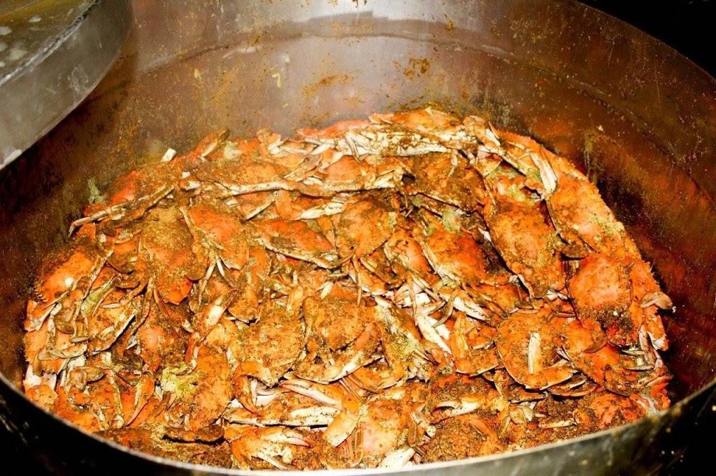 Nicks Farm & Crab Market | restaurant | 3720 Southwestern Blvd, Baltimore, MD 21229, USA | 4105251022 OR +1 410-525-1022