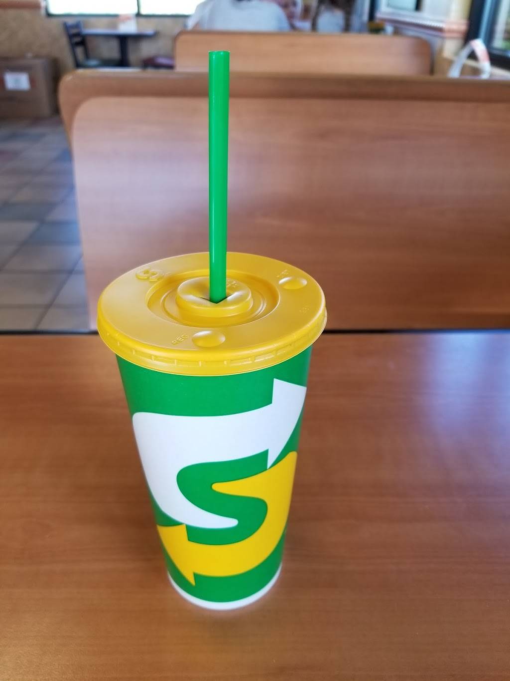 Subway | restaurant | 100 Kemar Street, Wakarusa, IN 46573, USA | 5748627827 OR +1 574-862-7827