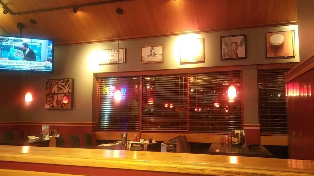 Red Robin Gourmet Burgers and Brews | restaurant | 43250 Crescent Blvd, Novi, MI 48375, USA | 2483493220 OR +1 248-349-3220