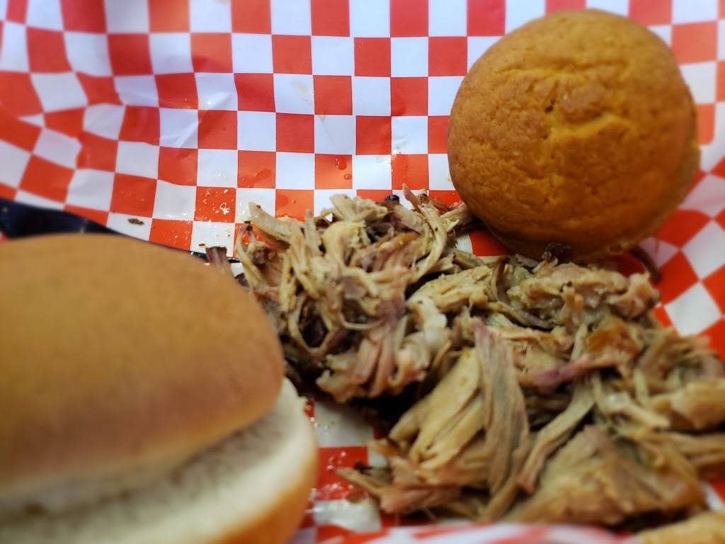 Two Boots BBQ Shop | restaurant | 1830 S Park Ave, Tucson, AZ 85713, USA | 5203475169 OR +1 520-347-5169