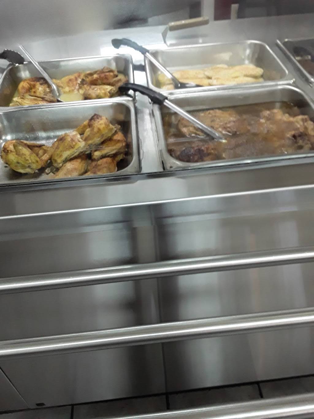 Steins | restaurant | 2248 S Lauderdale St, Memphis, TN 38106, USA | 9017759203 OR +1 901-775-9203