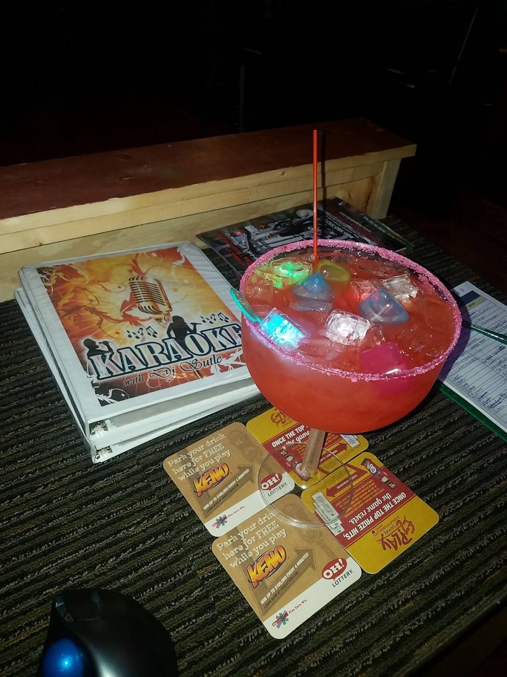 Out The Way | night club | 4880 Union Centre Pavilion, West Chester Township, OH 45069, USA | 5138894538 OR +1 513-889-4538