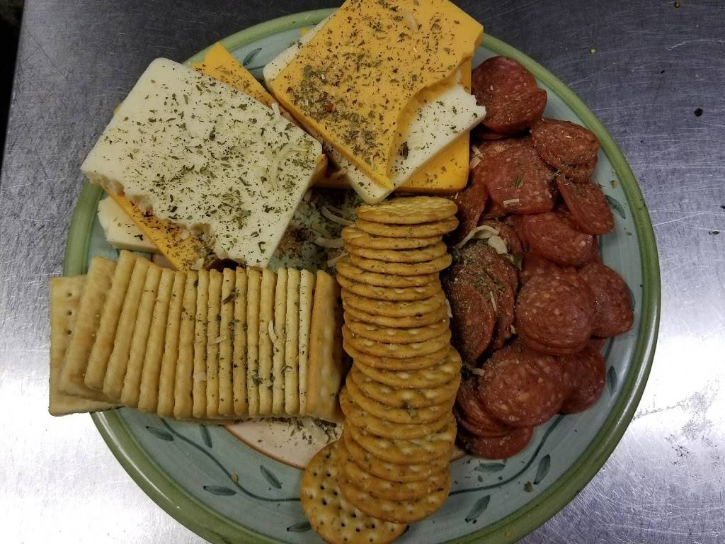 Perennial Vineyards | restaurant | 11877 Poorman St SW, Navarre, OH 44662, USA | 3308323677 OR +1 330-832-3677