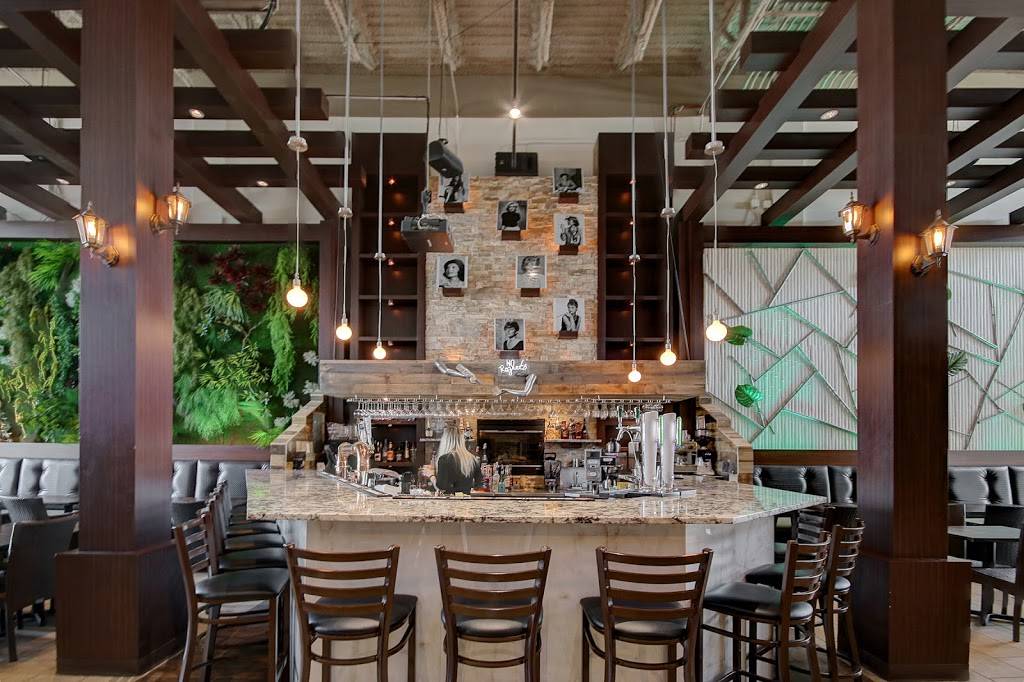 DIVALIVA | restaurant | 205 Promenade Du Centropolis, Laval, QC H7T 0B3, Canada | 4506886588 OR +1 450-688-6588