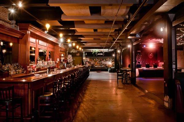 Sister Bar | restaurant | 407 Central Ave NW, Albuquerque, NM 87102, USA | 5052424900 OR +1 505-242-4900