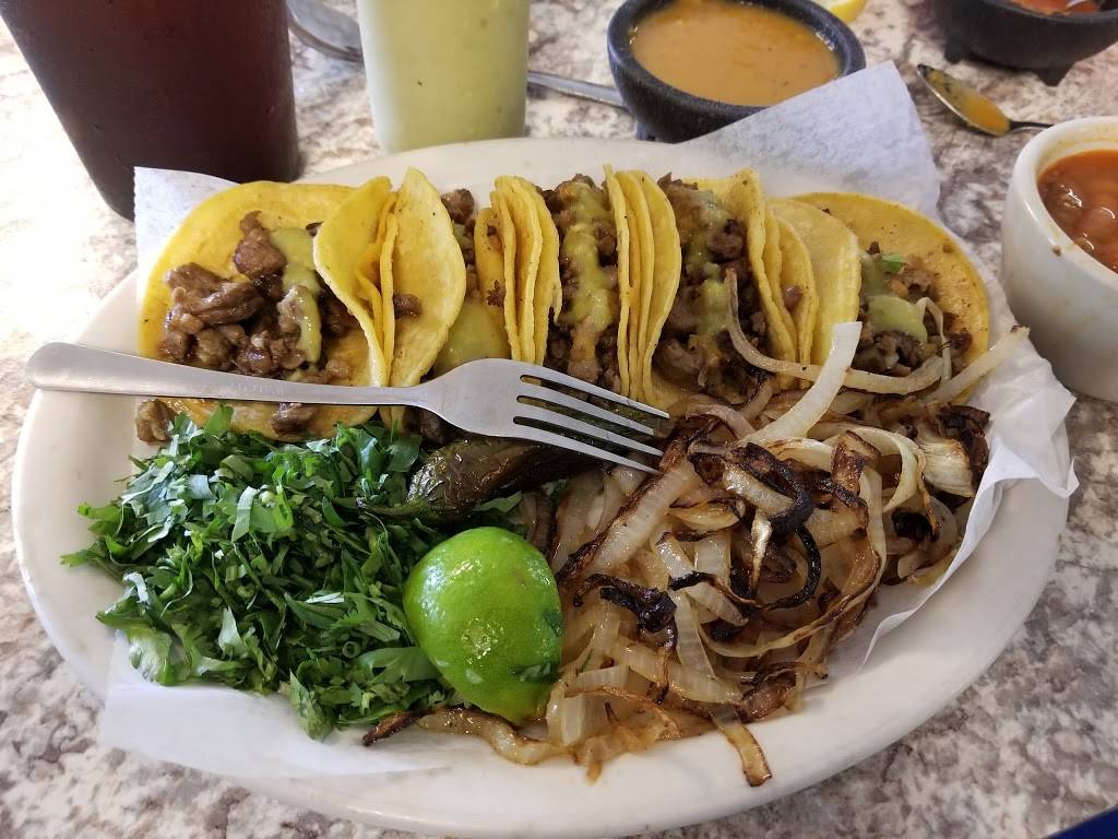 Restaurant El Charro | restaurant | 4105 Agnes St, Corpus Christi, TX 78405, USA | 3618871887 OR +1 361-887-1887