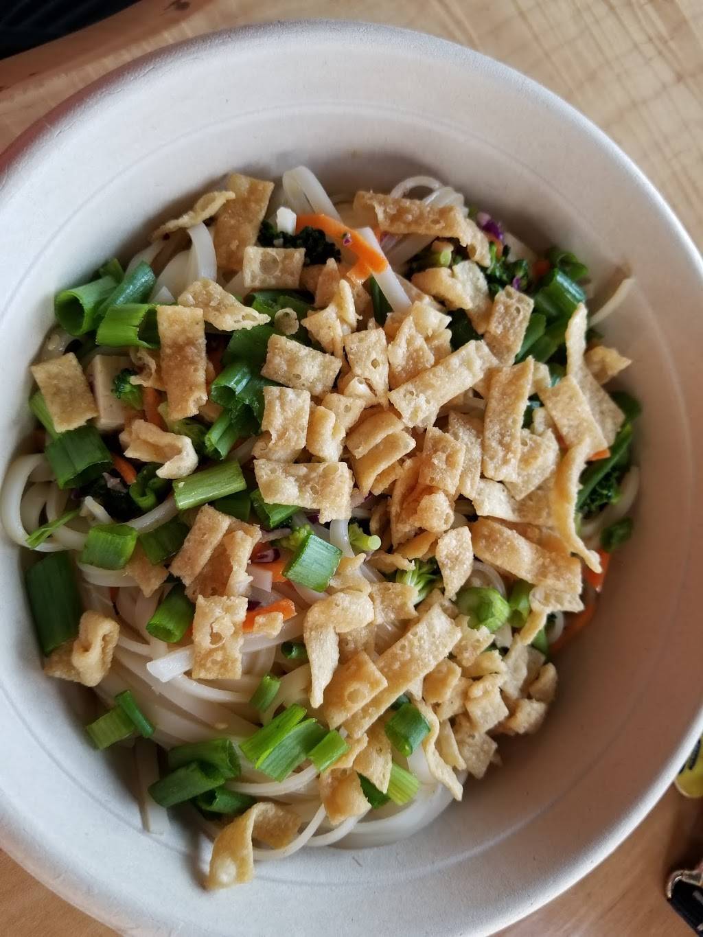 Freshii | restaurant | 3434 Arlington Ave, Riverside, CA 92506, USA | 9512289303 OR +1 951-228-9303