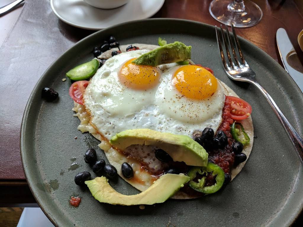 Addams Tavern | restaurant | 115 Elm St, Westfield, NJ 07090, USA | 9082323201 OR +1 908-232-3201