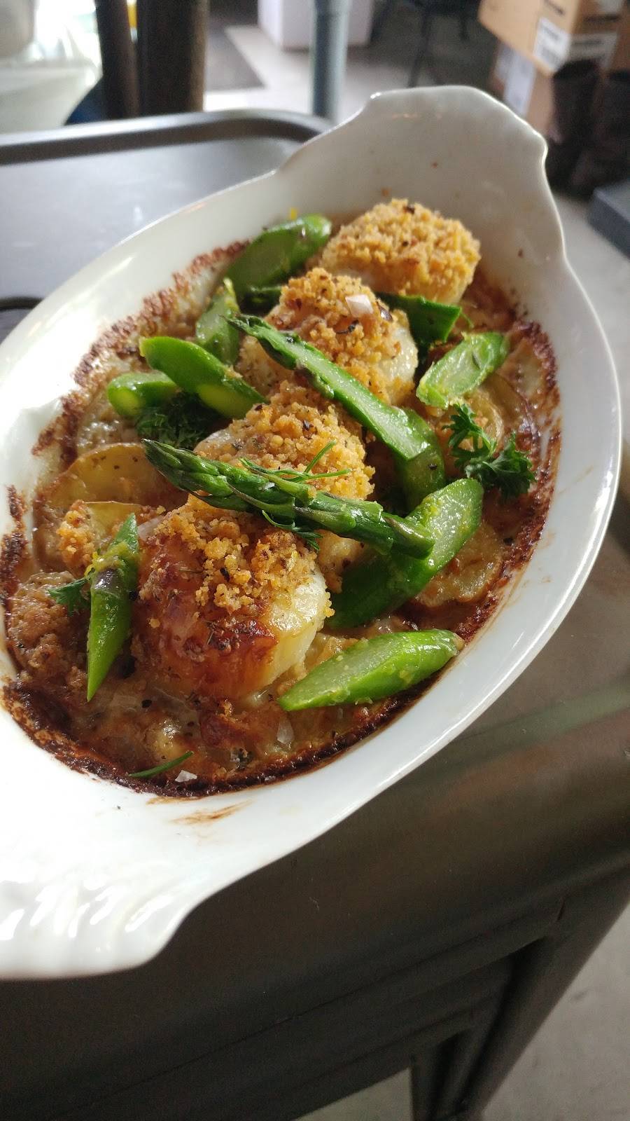 The Shellmore | restaurant | 357 N Shelmore Blvd, Mt Pleasant, SC 29464, USA | 8436549278 OR +1 843-654-9278