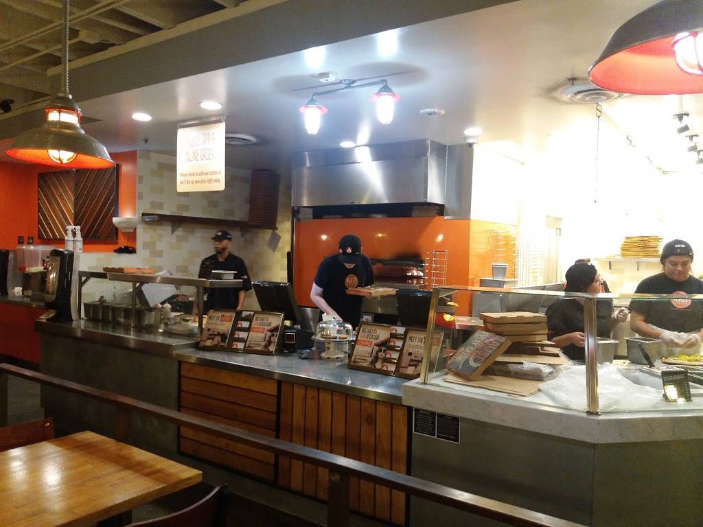 Blaze Pizza | meal takeaway | 2625 Pacific Coast Hwy, Torrance, CA 90505, USA | 3109972771 OR +1 310-997-2771