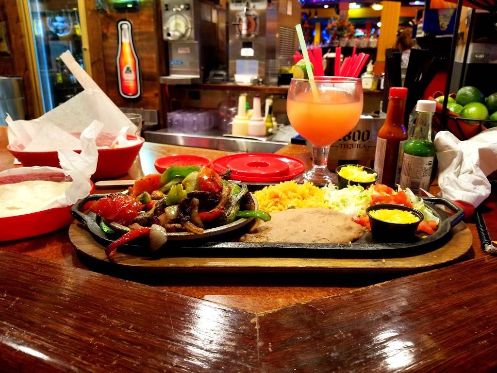 Casa Margarita | restaurant | 145 S Weber Rd, Bolingbrook, IL 60490, USA | 6303789200 OR +1 630-378-9200