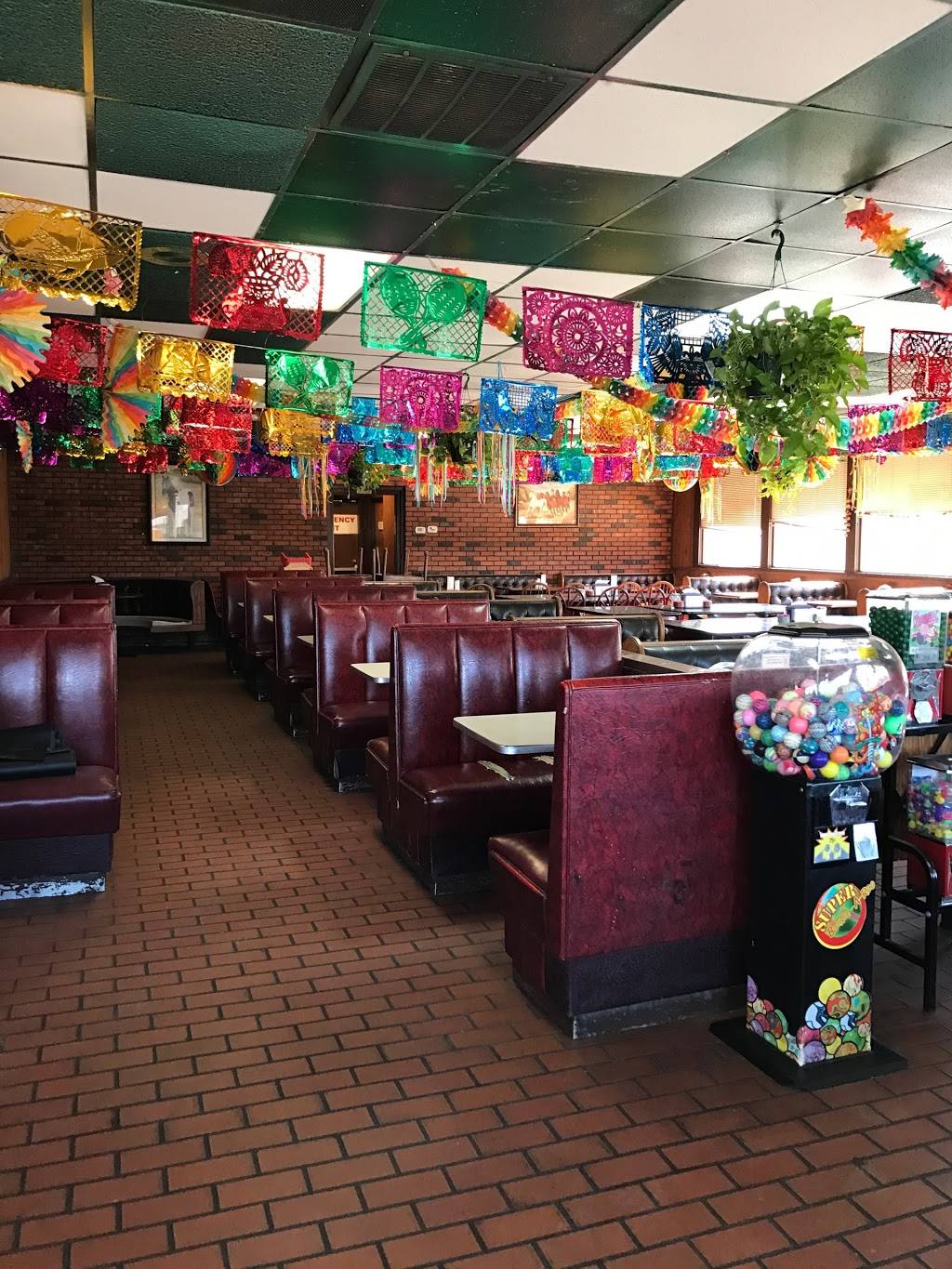 Lazaritas Mexican Restaurant | restaurant | 166 S WW White Rd, San Antonio, TX 78219, USA | 2103374180 OR +1 210-337-4180