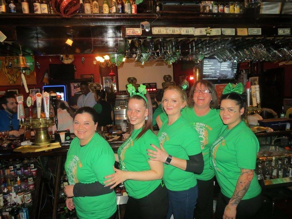 Dalys Irish Pub | restaurant | 4201 Comly St, Philadelphia, PA 19135, USA | 2155332080 OR +1 215-533-2080
