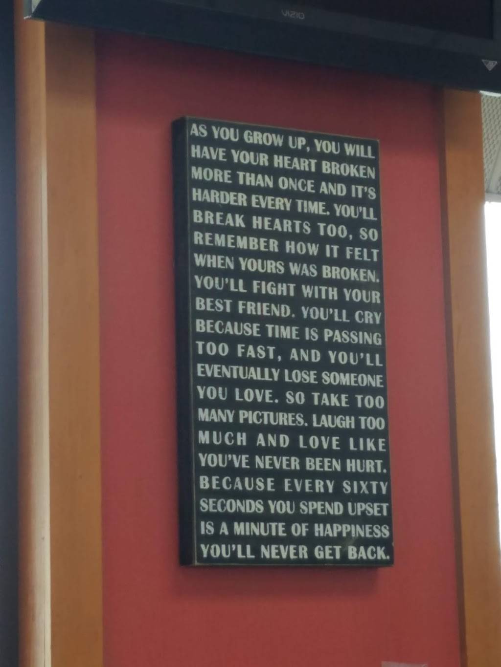 Dairy Queen | restaurant | 700 N 2nd Ave, Middleport, OH 45760, USA | 7409923322 OR +1 740-992-3322