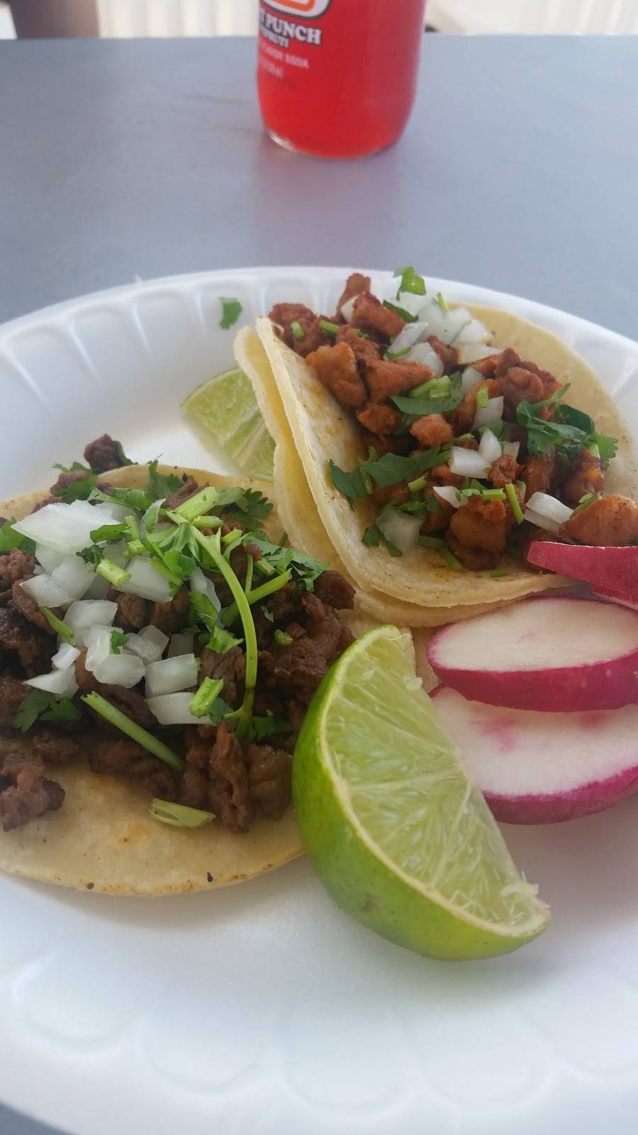Copland Leal Salvadorean & Mexican Food Truck | restaurant | 517 W Hatch Rd, Modesto, CA 95351, USA | 6506303828 OR +1 650-630-3828