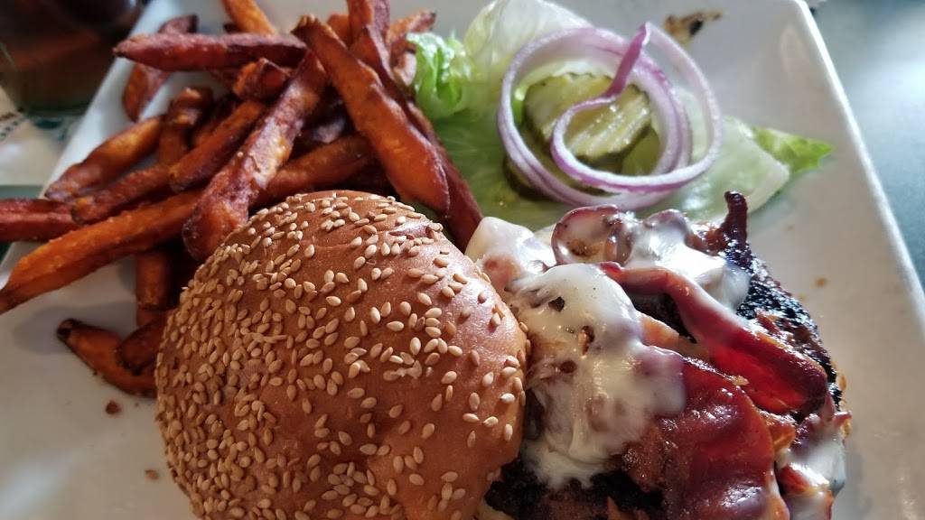 The Greene Turtle Sports Bar & Grille | restaurant | 425 Stanton Christiana Rd, Christiana, DE 19713, USA | 3026607222 OR +1 302-660-7222