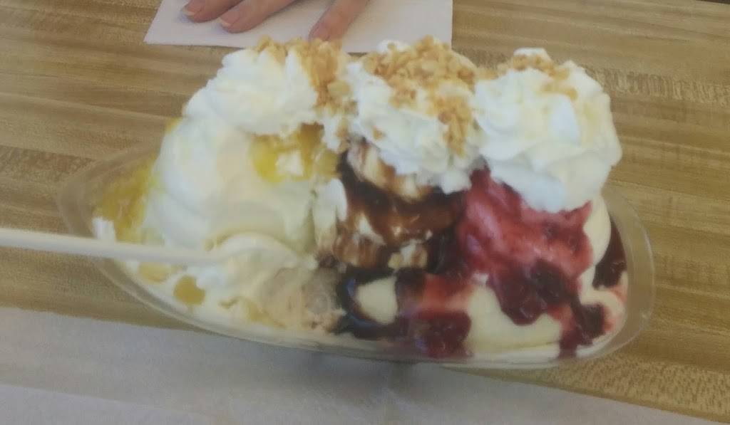 Johnsons Snackette | restaurant | 711 W 5th St, Dixon, MO 65459, USA | 5737597710 OR +1 573-759-7710