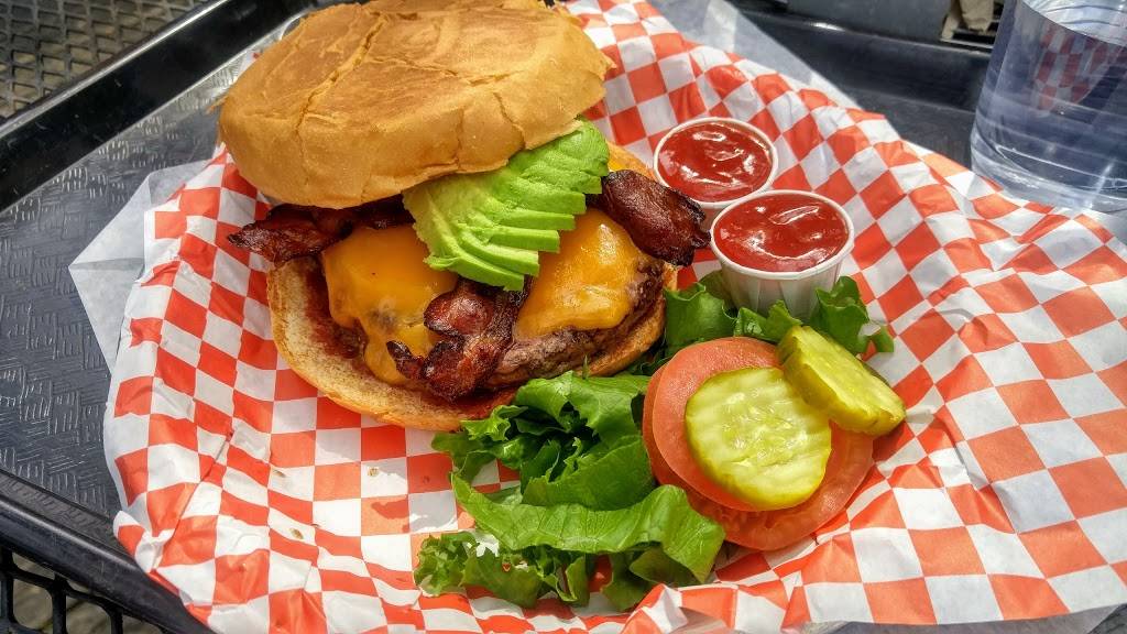 Bigz Burger Joint | restaurant | 2303 N Loop 1604 W, San Antonio, TX 78258, USA | 2104082029 OR +1 210-408-2029