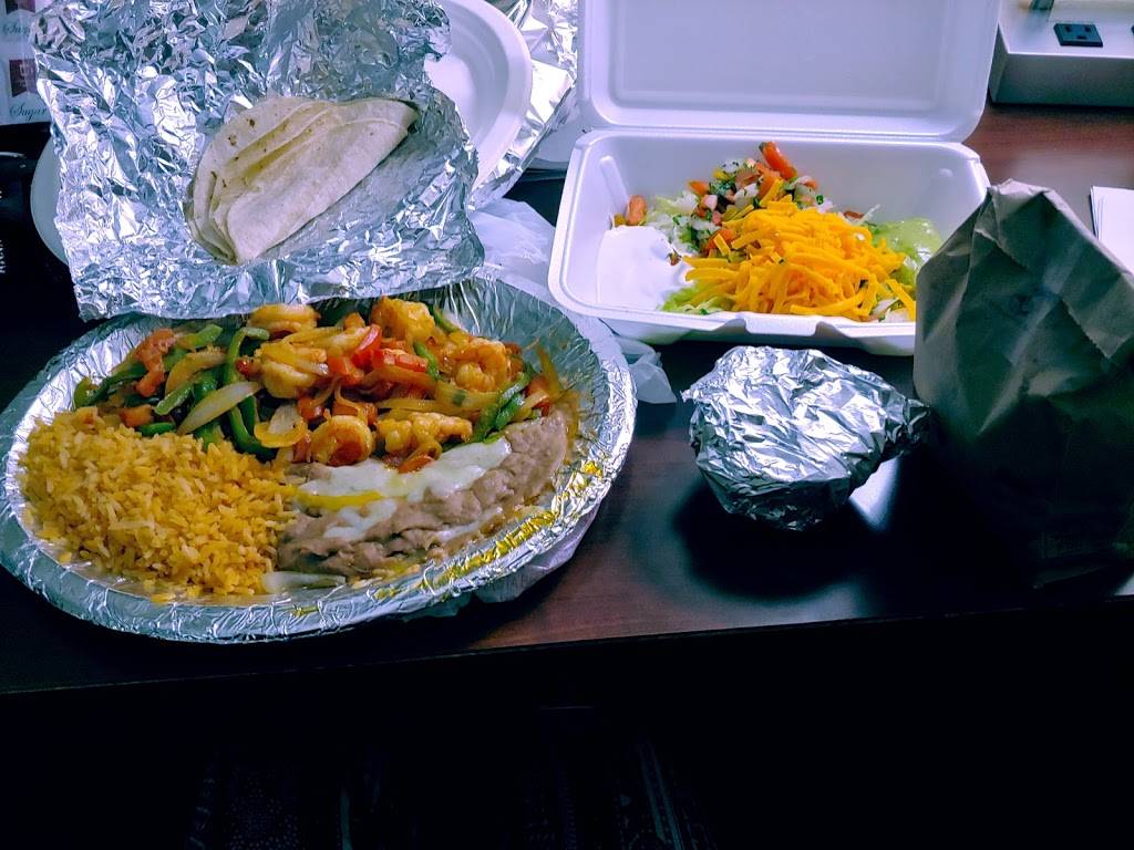 La Banvanera Restaurant & Cantina | restaurant | 4105 Theater Rd, Sparta, WI 54656, USA | 6082691131 OR +1 608-269-1131