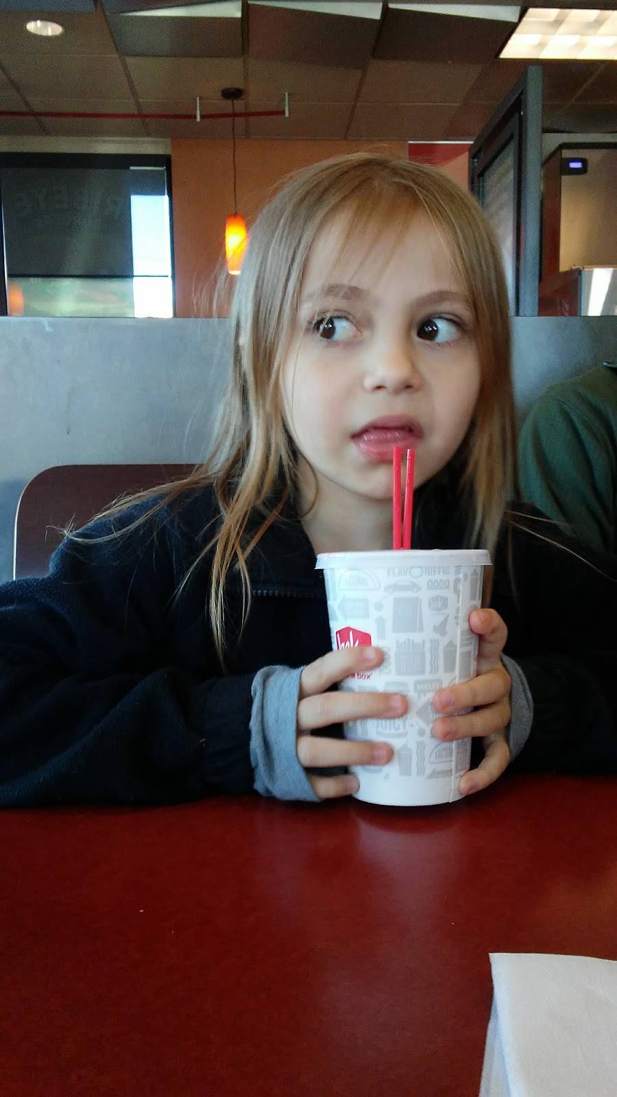 Jack in the Box | restaurant | 902 E Front St, Port Angeles, WA 98362, USA | 3604175187 OR +1 360-417-5187