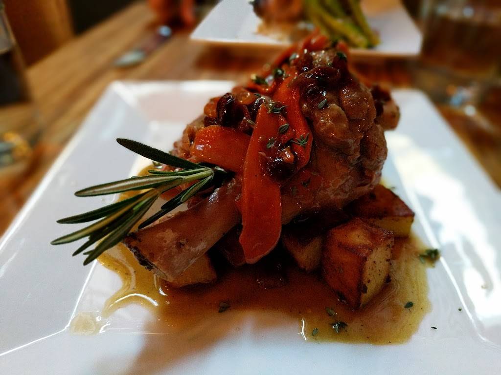 The Pandering Pig | restaurant | 209 Pinehurst Ave, New York, NY 10033, USA | 2127813124 OR +1 212-781-3124