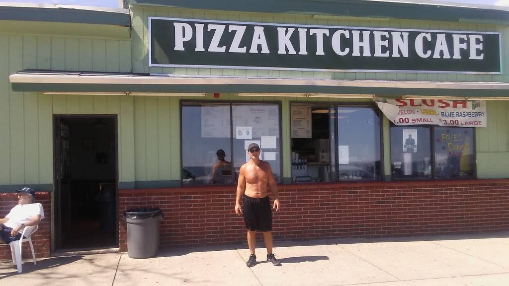 The Pizza Kitchen | restaurant | 76 Revere Beach Blvd, Revere, MA 02151, USA | 7812849710 OR +1 781-284-9710