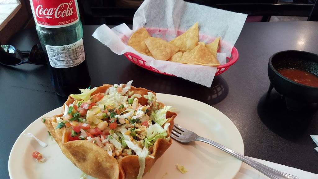 Los Gallos Taqueria | restaurant | 520 F St, Lincoln, CA 95648, USA | 9166459194 OR +1 916-645-9194