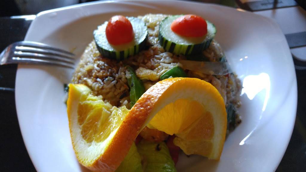 Bangkok Boulevard | restaurant | 3000 Whitney Ave, Hamden, CT 06518, USA | 2032889998 OR +1 203-288-9998