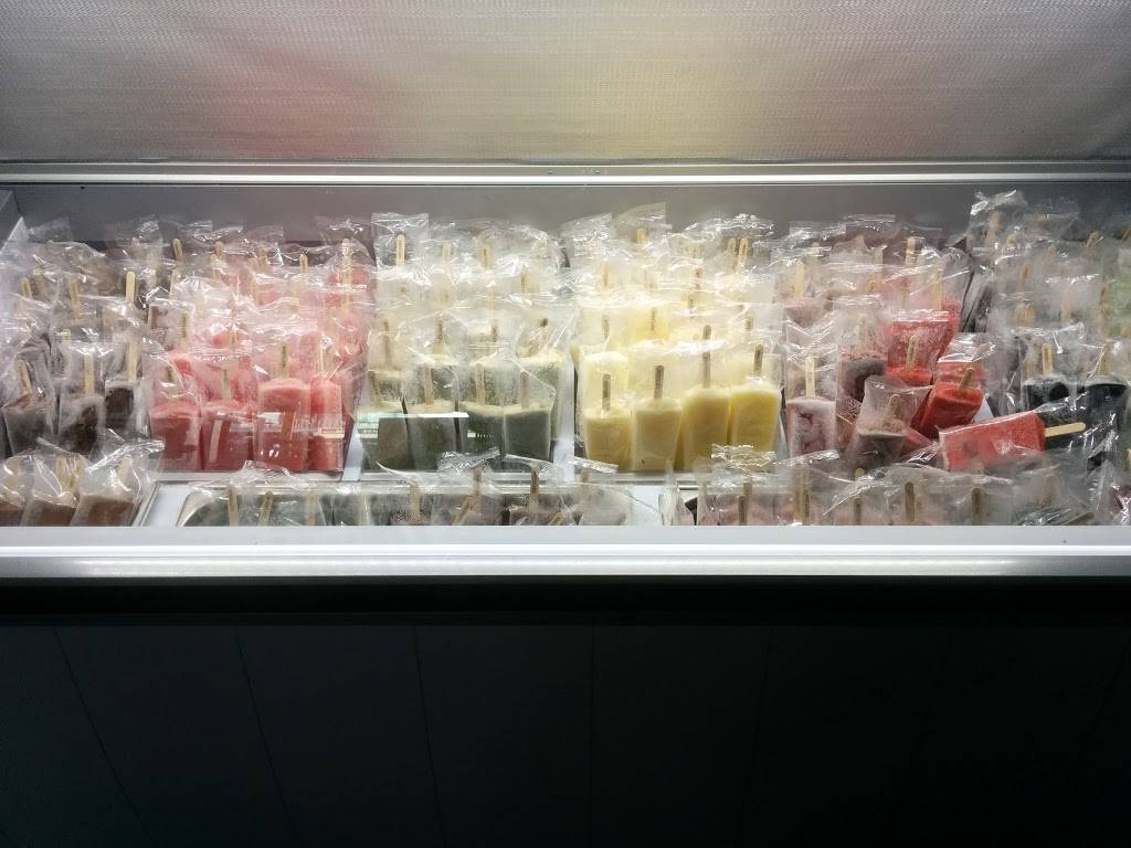 Wrestlers | restaurant | 198 Augusta Ave, Toronto, ON M5T 2L6, Canada | 4162059227 OR +1 416-205-9227