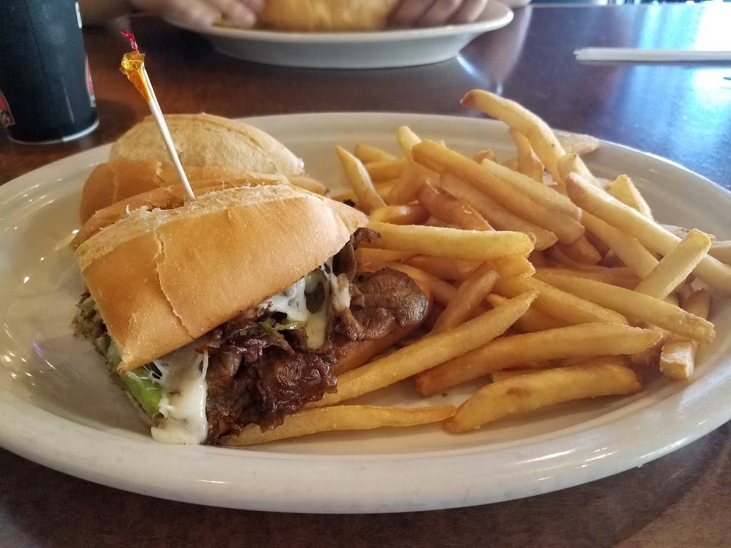 Me-n-Eds Coney Island Grill | restaurant | 175 E Via Del Parque, Fresno, CA 93720, USA | 5594401088 OR +1 559-440-1088