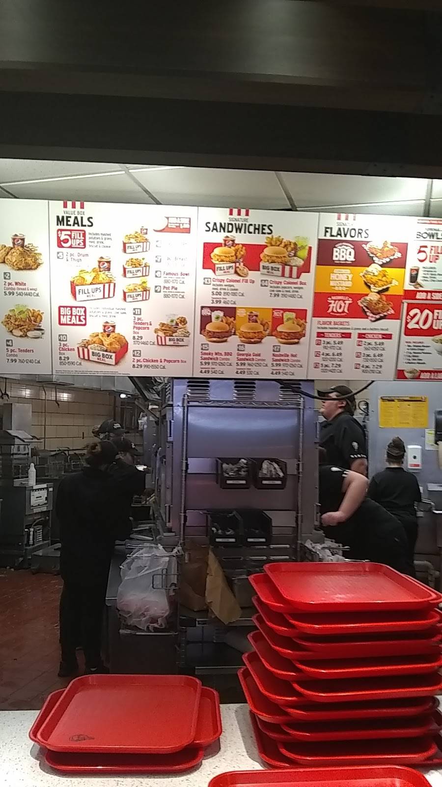 KFC | restaurant | 1718 N Memorial Dr, Lancaster, OH 43130, USA | 7406542354 OR +1 740-654-2354