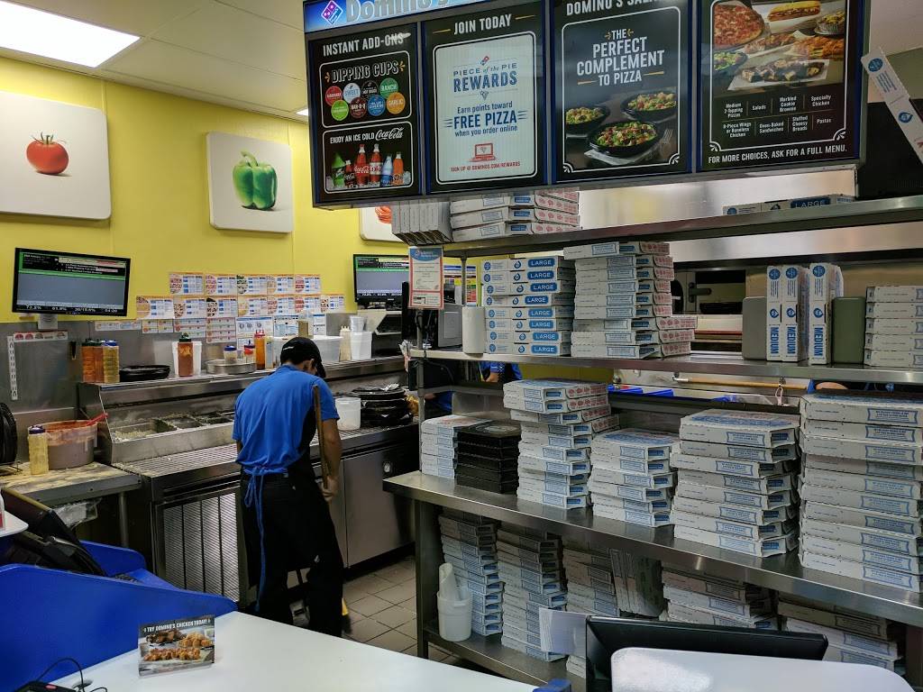 Dominos Pizza | meal delivery | 230 E 17th St Ste 110, Costa Mesa, CA 92627, USA | 9496423311 OR +1 949-642-3311