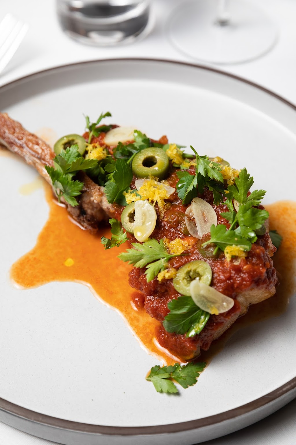 Tommys Beverly Hills | restaurant | 235 N Canon Dr, Beverly Hills, CA 90210, USA | 3104928868 OR +1 310-492-8868