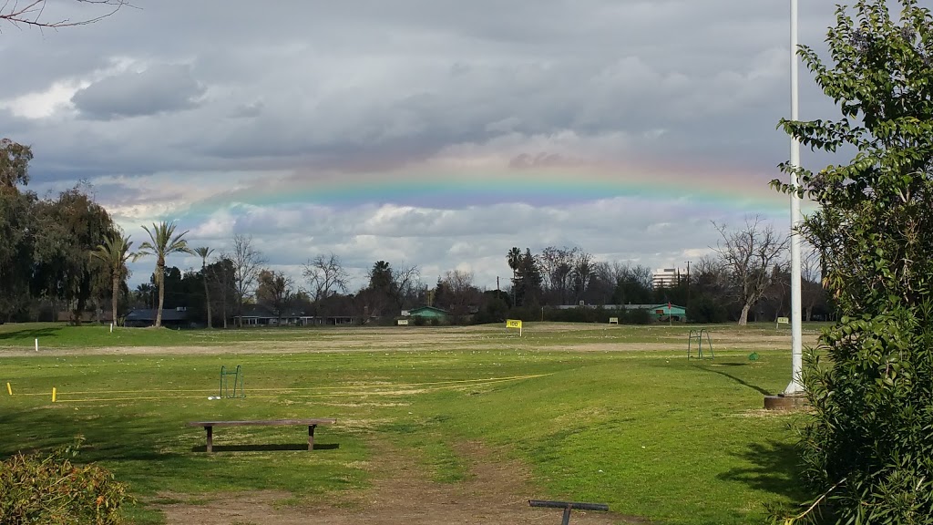 Sundale Country Club | restaurant | 6218 Sundale Ave, Bakersfield, CA 93309, USA | 6618314200 OR +1 661-831-4200