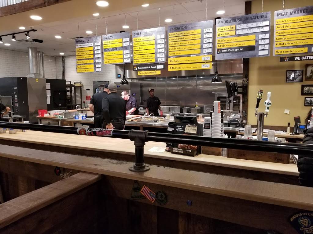 Mission BBQ | restaurant | 18340 W Bluemound Rd, Brookfield, WI 53045, USA | 2626495972 OR +1 262-649-5972