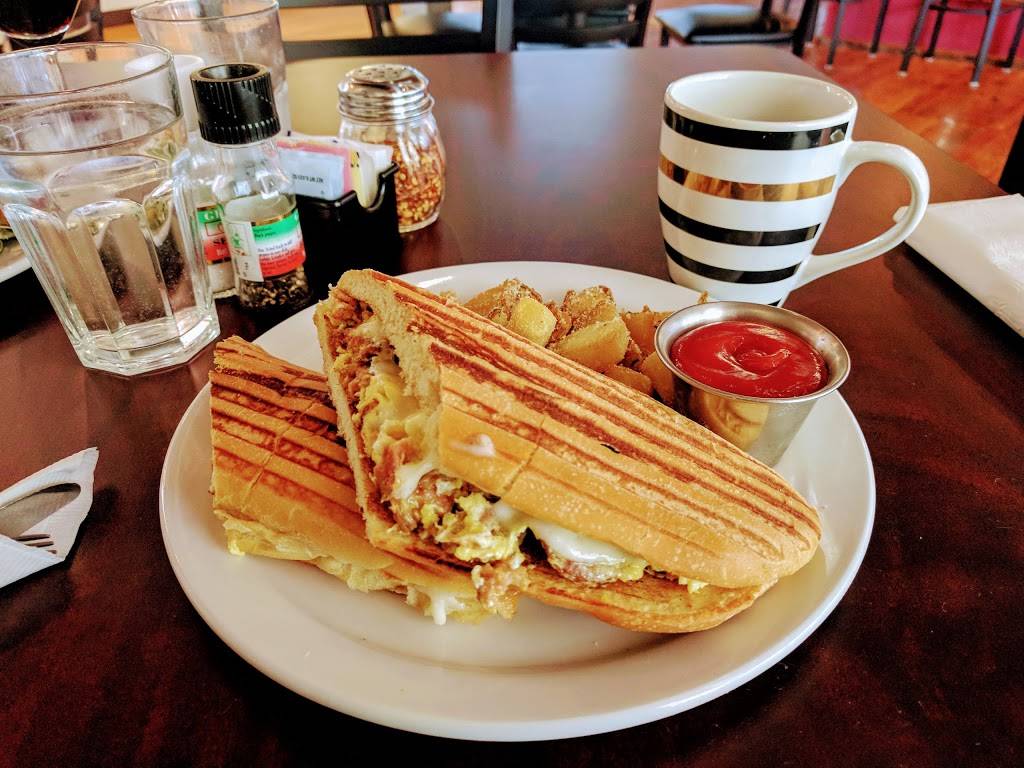 Fratellos Centro Citta | restaurant | 115 Plaza De Armas Suite 107, San Antonio, TX 78205, USA | 2109638430 OR +1 210-963-8430